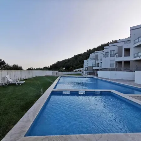 Quiet With A View -sesimbra Апартаменты *