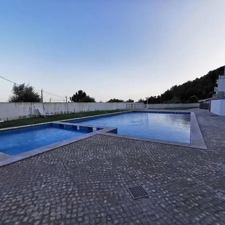 公寓 Quiet With A View -sesimbra 塞辛布拉